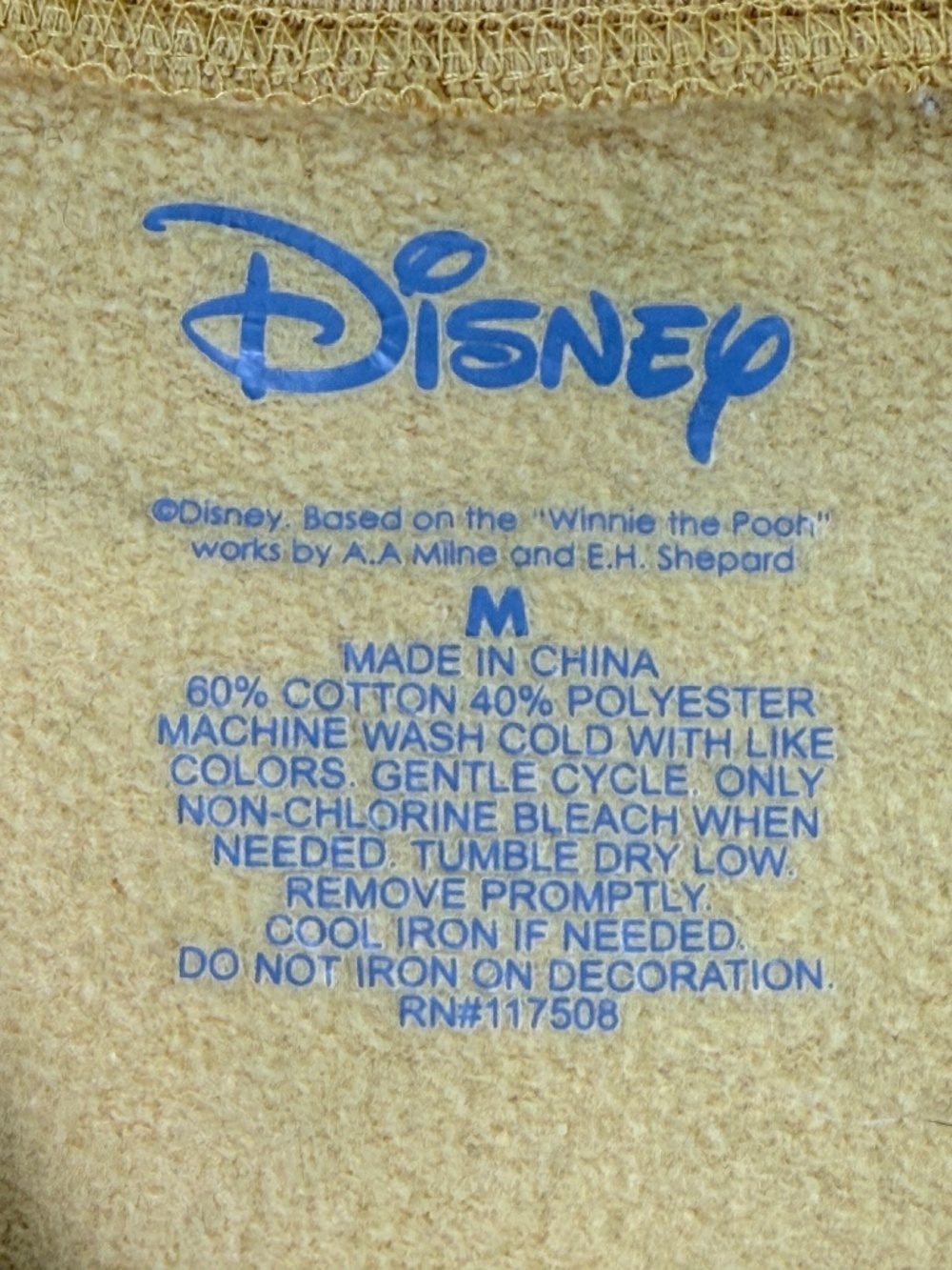 Disney Winnie the Pooh & Friends Graphic Crewneck Sweatshirt Yellow Medium - Picture 4 of 5